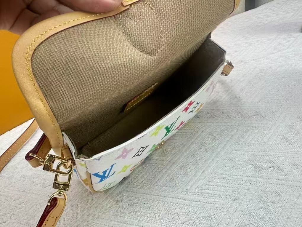 1005Enjoy FREE shipping on your Lexrey bag! 🚚✨ We’ll ship your order within 24 hours ⏰, and you’ll get an instant confirmation email 📧. Fast, reliable, and stress-free! 💼💖"