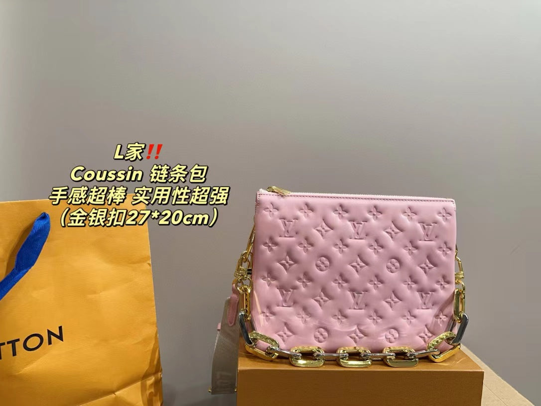 1002Enjoy FREE shipping on your Lexrey bag! 🚚✨ We’ll ship your order within 24 hours ⏰, and you’ll get an instant confirmation email 📧. Fast, reliable, and stress-free! 💼💖"