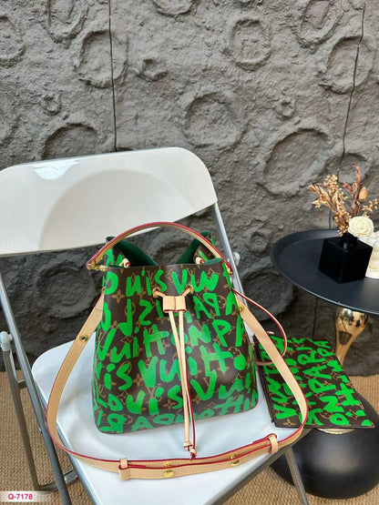 1003Enjoy FREE shipping on your Lexrey bag! 🚚✨ We’ll ship your order within 24 hours ⏰, and you’ll get an instant confirmation email 📧. Fast, reliable, and stress-free! 💼💖"