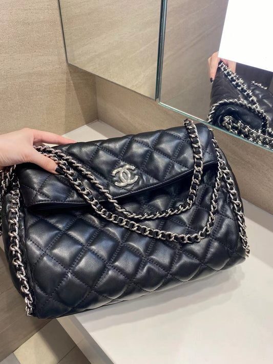 2013Enjoy FREE shipping on your Lexrey bag! 🚚✨ Orders ship within 24 hours ⏰, and you’ll get an instant confirmation email 📧. Be sure to include your favorite color 🎨 and size 📏 when you order. Fast, stylish, and stress-free! 💼💖"