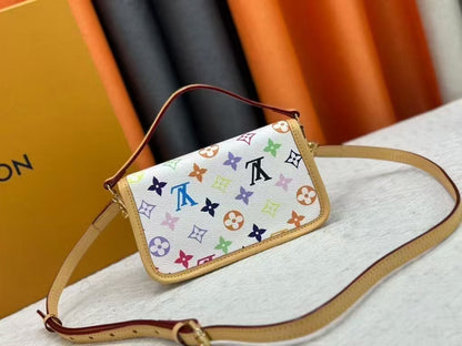 1005Enjoy FREE shipping on your Lexrey bag! 🚚✨ We’ll ship your order within 24 hours ⏰, and you’ll get an instant confirmation email 📧. Fast, reliable, and stress-free! 💼💖"
