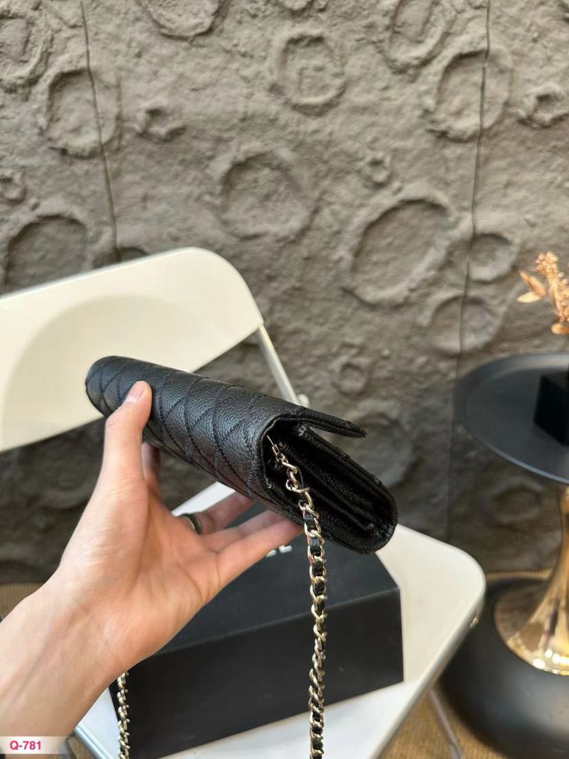 2001Enjoy FREE shipping on your Lexrey bag! 🚚✨ We’ll ship your order within 24 hours ⏰, and you’ll get an instant confirmation email 📧. Fast, reliable, and stress-free! 💼💖"