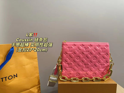 1002Enjoy FREE shipping on your Lexrey bag! 🚚✨ We’ll ship your order within 24 hours ⏰, and you’ll get an instant confirmation email 📧. Fast, reliable, and stress-free! 💼💖"