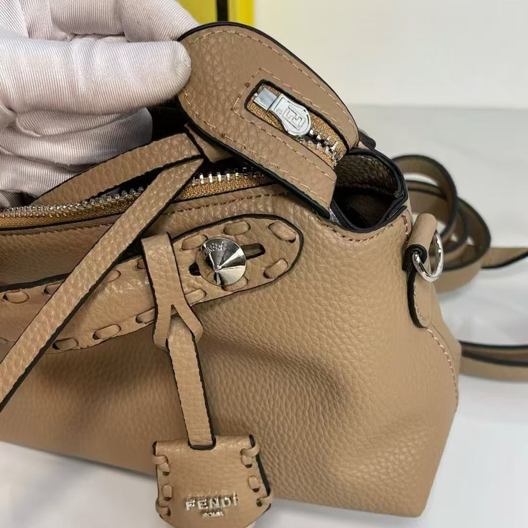 5010"Enjoy FREE shipping on your Lexrey bag! 🚚✨ We’ll ship your order within 24 hours ⏰, and you’ll get an instant confirmation email 📧. Fast, reliable, and stress-free! 💼💖"