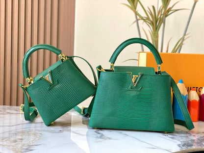 1026 Enjoy FREE shipping on your Lexrey bag! 🚚✨ We’ll ship your order within 24 hours ⏰, and you’ll get an instant confirmation email 📧. Fast, reliable, and stress-free! 💼💖"