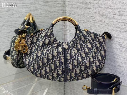 3003Enjoy FREE shipping on your Lexrey bag! 🚚✨ We’ll ship your order within 24 hours ⏰, and you’ll get an instant confirmation email 📧. Fast, reliable, and stress-free! 💼💖"