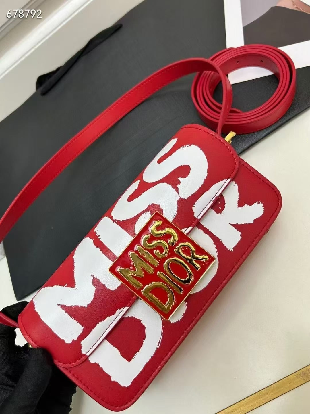 3001Enjoy FREE shipping on your Lexrey bag! 🚚✨ We’ll ship your order within 24 hours ⏰, and you’ll get an instant confirmation email 📧. Fast, reliable, and stress-free! 💼💖"