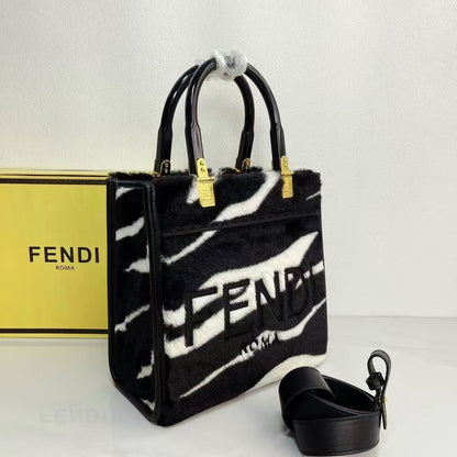 5004"Enjoy FREE shipping on your Lexrey bag! 🚚✨ We’ll ship your order within 24 hours ⏰, and you’ll get an instant confirmation email 📧. Fast, reliable, and stress-free! 💼💖"