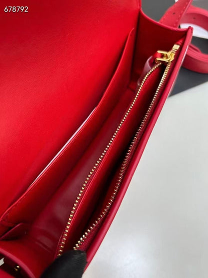 3001Enjoy FREE shipping on your Lexrey bag! 🚚✨ We’ll ship your order within 24 hours ⏰, and you’ll get an instant confirmation email 📧. Fast, reliable, and stress-free! 💼💖"