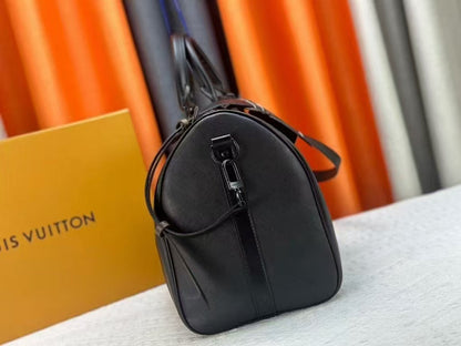 1006Enjoy FREE shipping on your Lexrey bag! 🚚✨ We’ll ship your order within 24 hours ⏰, and you’ll get an instant confirmation email 📧. Fast, reliable, and stress-free! 💼💖"