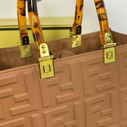 5001"Enjoy FREE shipping on your Lexrey bag! 🚚✨ We’ll ship your order within 24 hours ⏰, and you’ll get an instant confirmation email 📧. Fast, reliable, and stress-free! 💼💖"