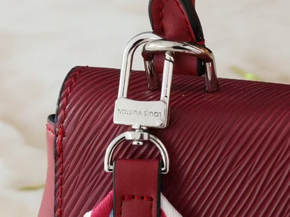 1009Enjoy FREE shipping on your Lexrey bag! 🚚✨ We’ll ship your order within 24 hours ⏰, and you’ll get an instant confirmation email 📧. Fast, reliable, and stress-free! 💼💖"