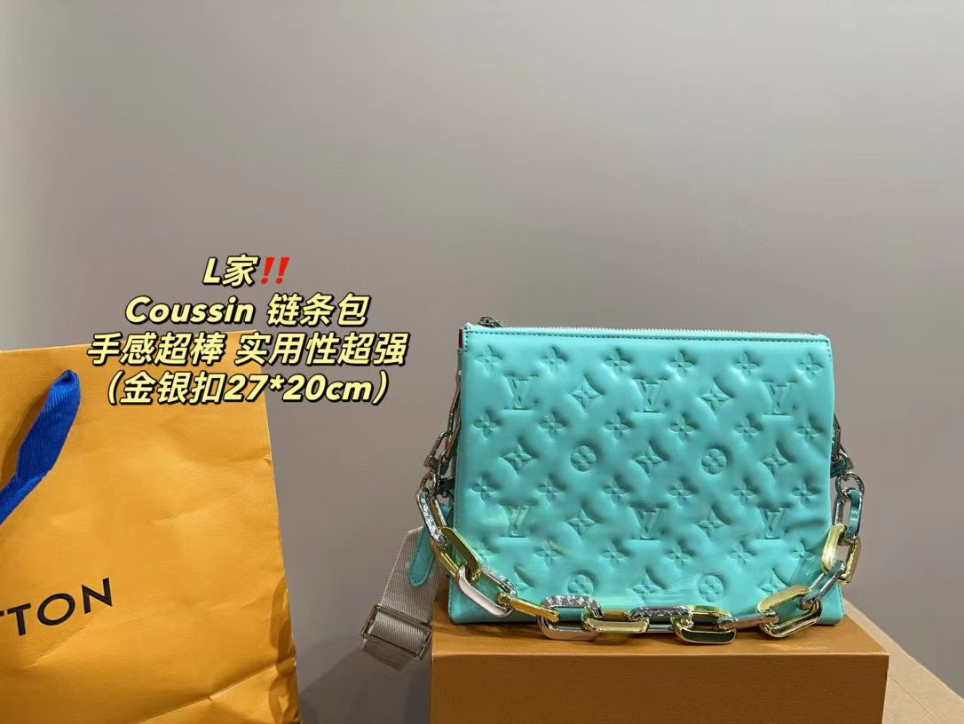 1002Enjoy FREE shipping on your Lexrey bag! 🚚✨ We’ll ship your order within 24 hours ⏰, and you’ll get an instant confirmation email 📧. Fast, reliable, and stress-free! 💼💖"
