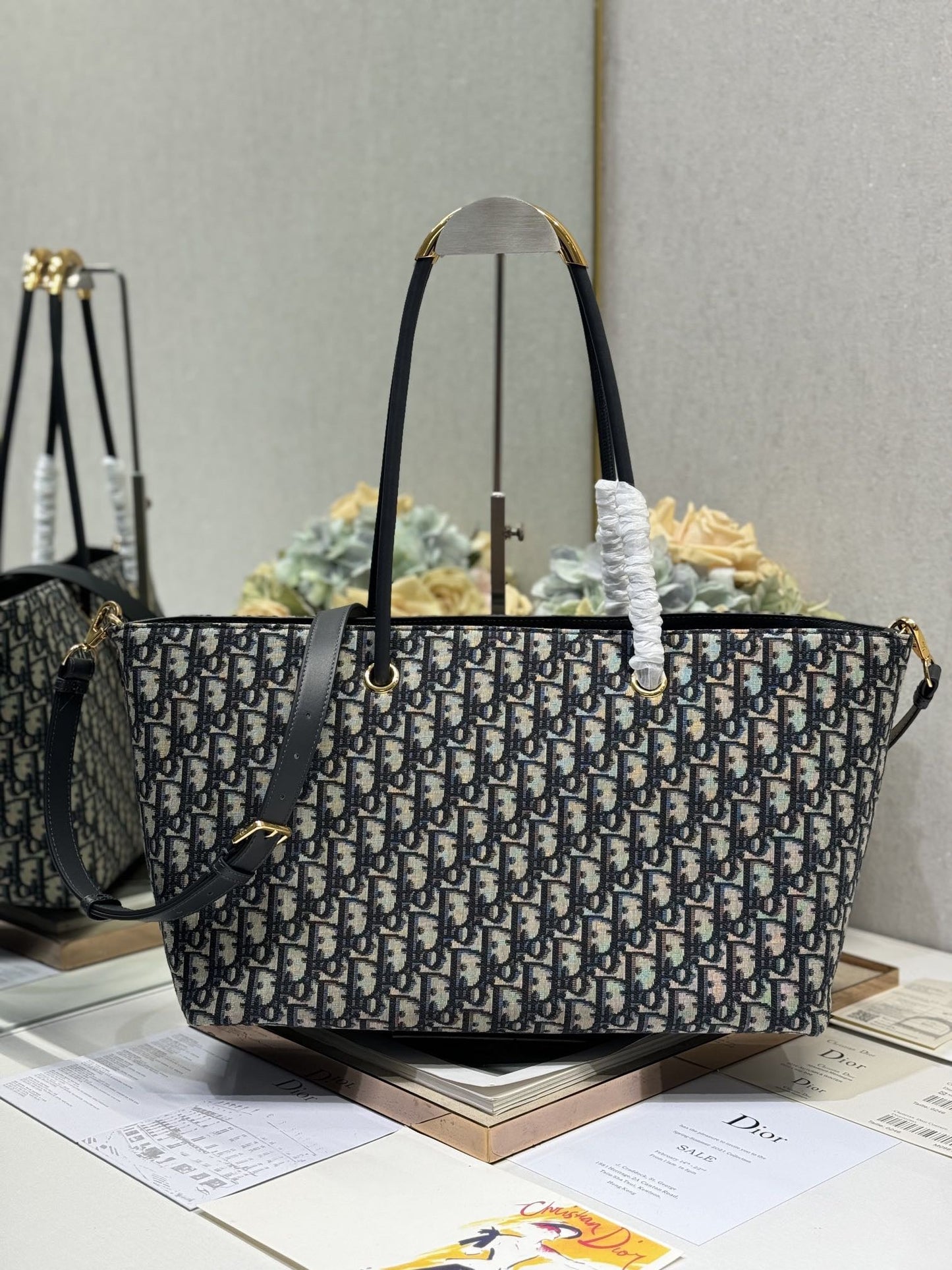 3006Enjoy FREE shipping on your Lexrey bag! 🚚✨ We’ll ship your order within 24 hours ⏰, and you’ll get an instant confirmation email 📧. Fast, reliable, and stress-free! 💼💖"