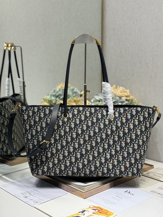 3006Enjoy FREE shipping on your Lexrey bag! 🚚✨ We’ll ship your order within 24 hours ⏰, and you’ll get an instant confirmation email 📧. Fast, reliable, and stress-free! 💼💖"