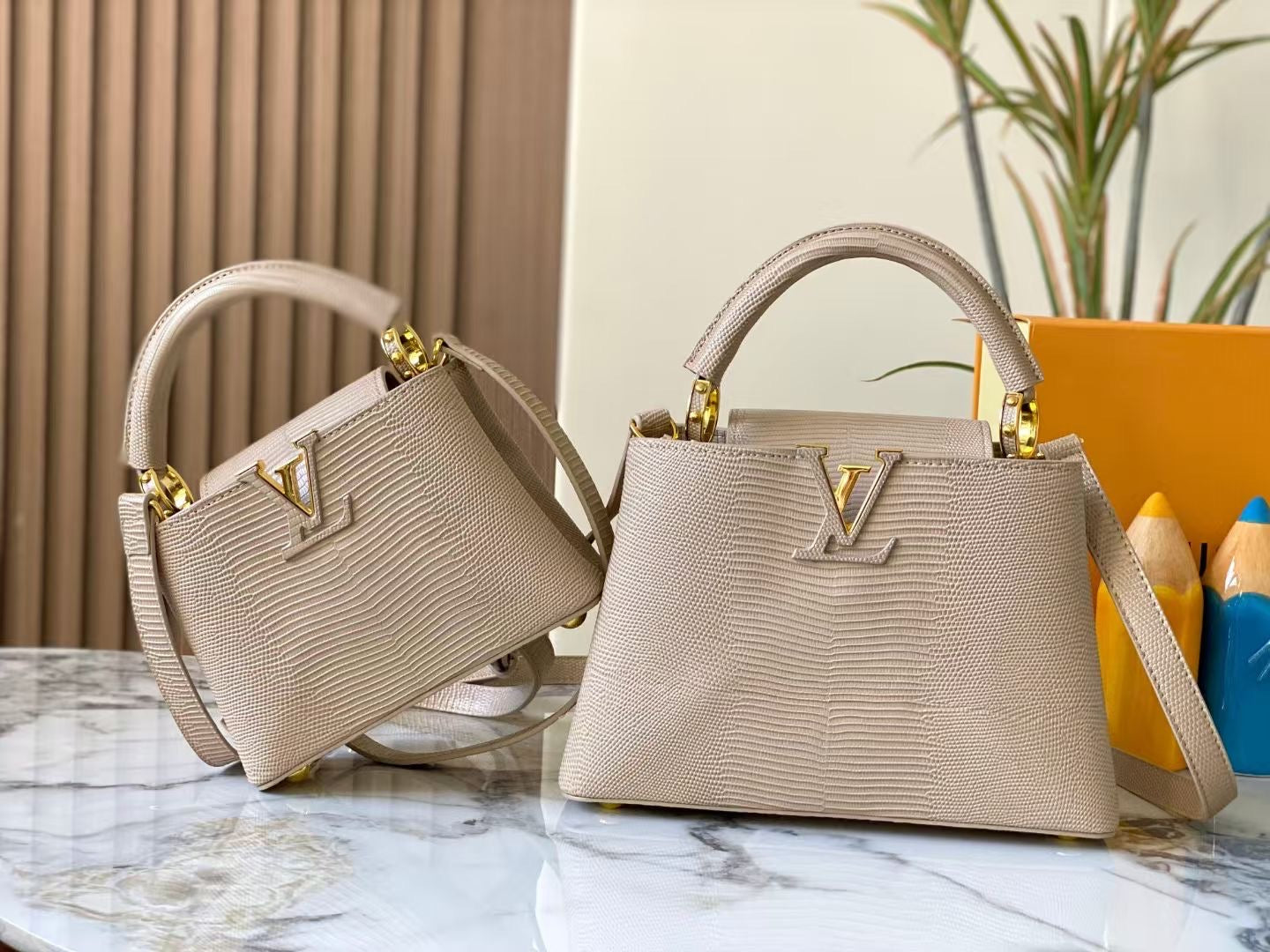 1026 Enjoy FREE shipping on your Lexrey bag! 🚚✨ We’ll ship your order within 24 hours ⏰, and you’ll get an instant confirmation email 📧. Fast, reliable, and stress-free! 💼💖"