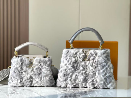 1028 Enjoy FREE shipping on your Lexrey bag! 🚚✨ We’ll ship your order within 24 hours ⏰, and you’ll get an instant confirmation email 📧. Fast, reliable, and stress-free! 💼💖"