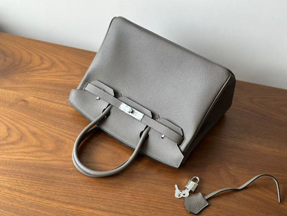 "BK Master 25 cm — Compact Luxury, Perfectly Crafted